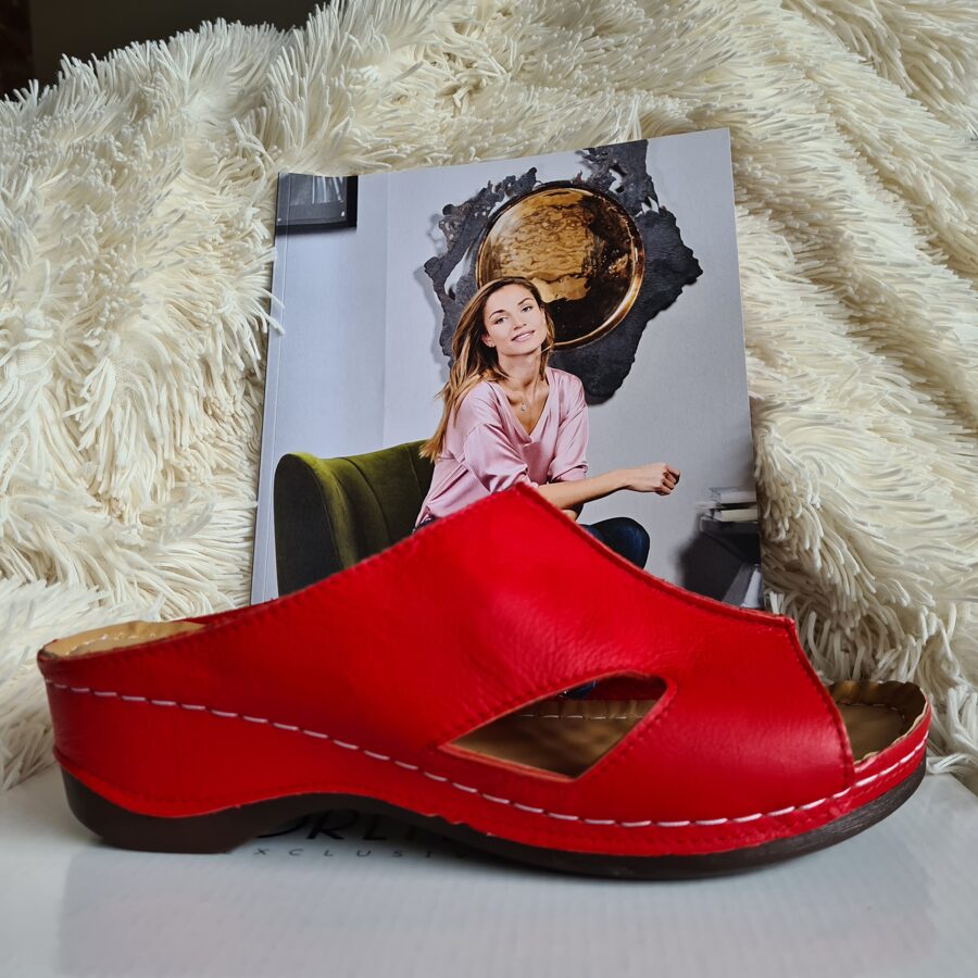 Loretta Vitale ādas apavi, sarkanas sieviešu iešļūcenes
