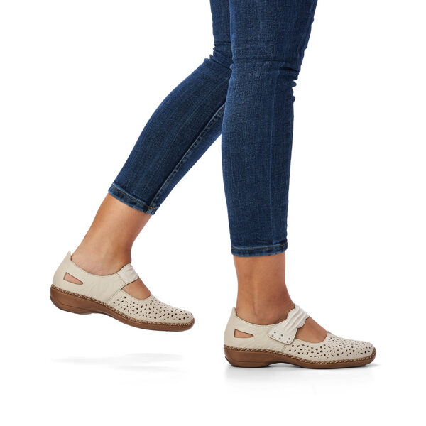 Rieker dabīgās ādas apavi, bēšas sieviešu pavasara/vasaras kurpes